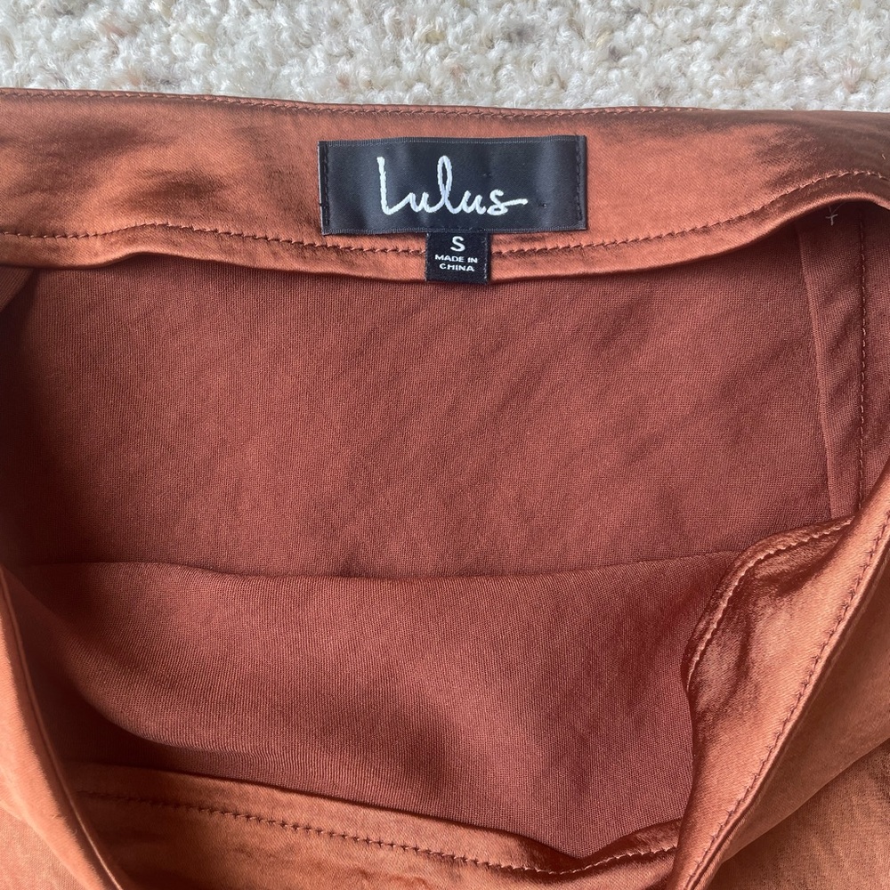 Lulu’s Satin Midi Skirt Rust Color - image 2